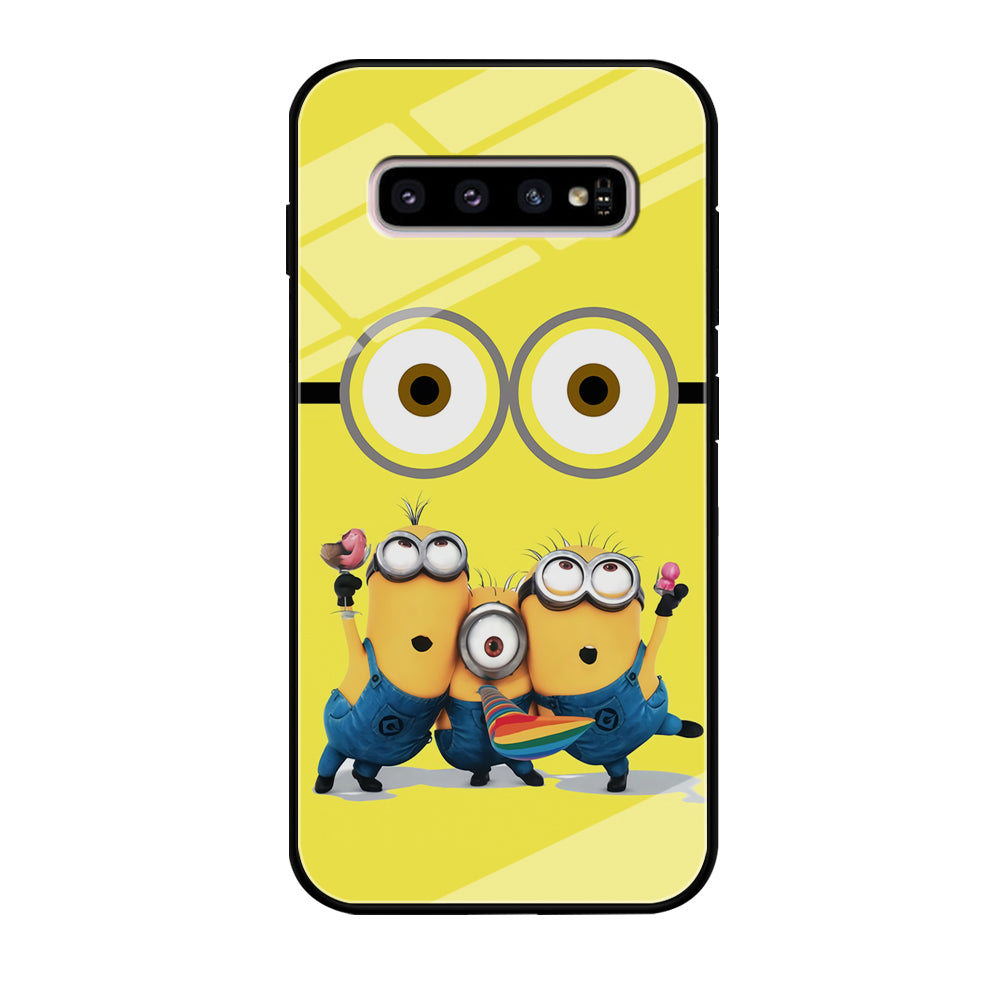 Eyes and Three Minions Samsung Galaxy S10 Case