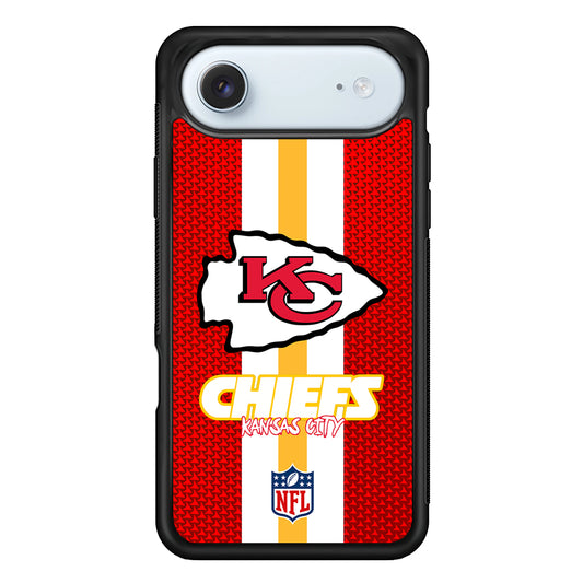 NFL Kansas City Chiefs Pattern iPhone 17 Air Case - Altracase