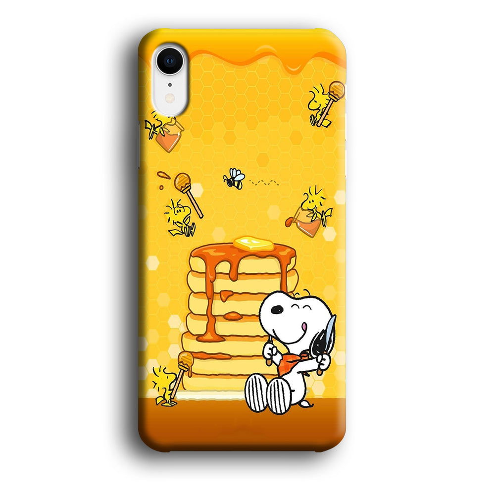 Snoopy Eats Honey iPhone XR Case