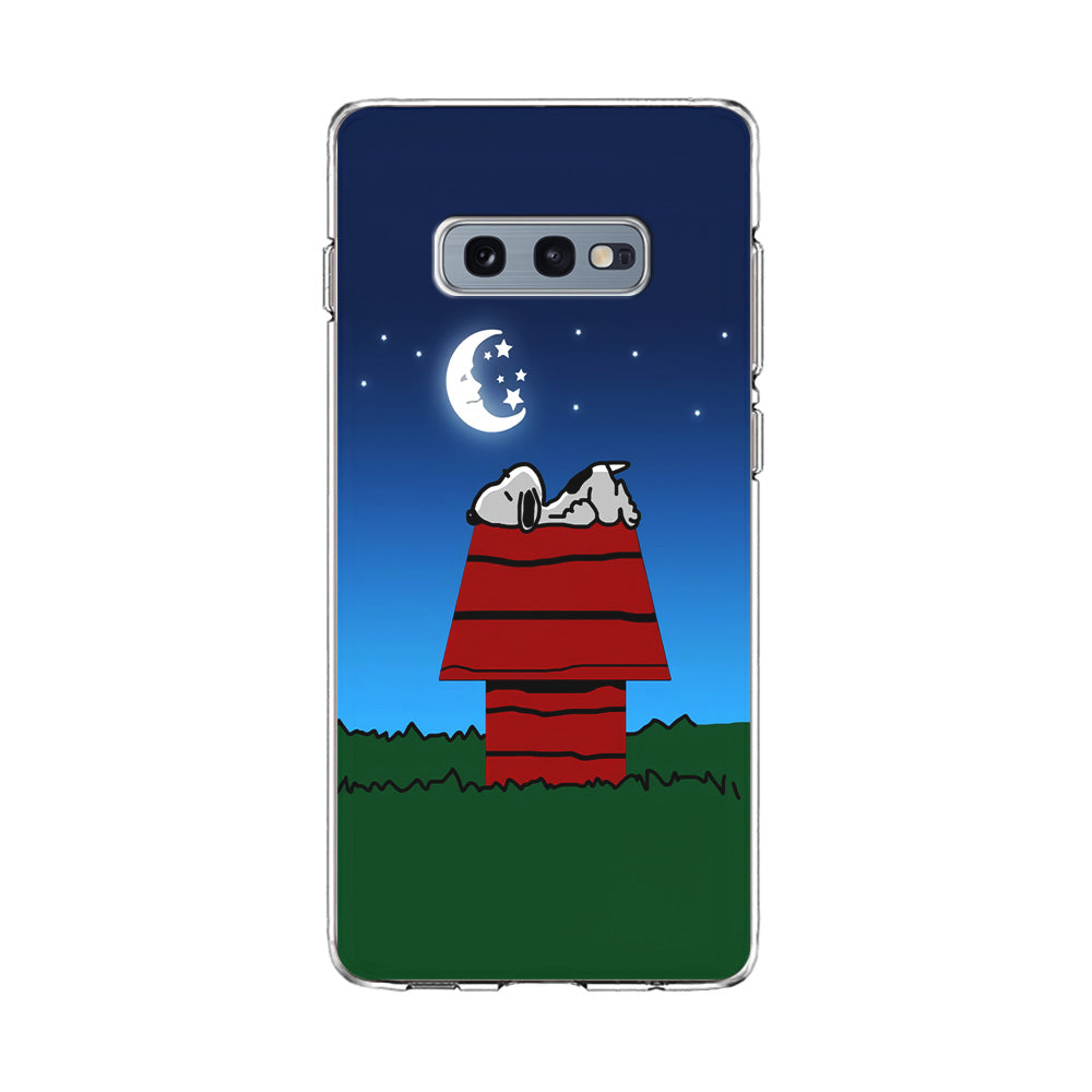 Snoopy Sleeps at Night Samsung Galaxy S10E Case