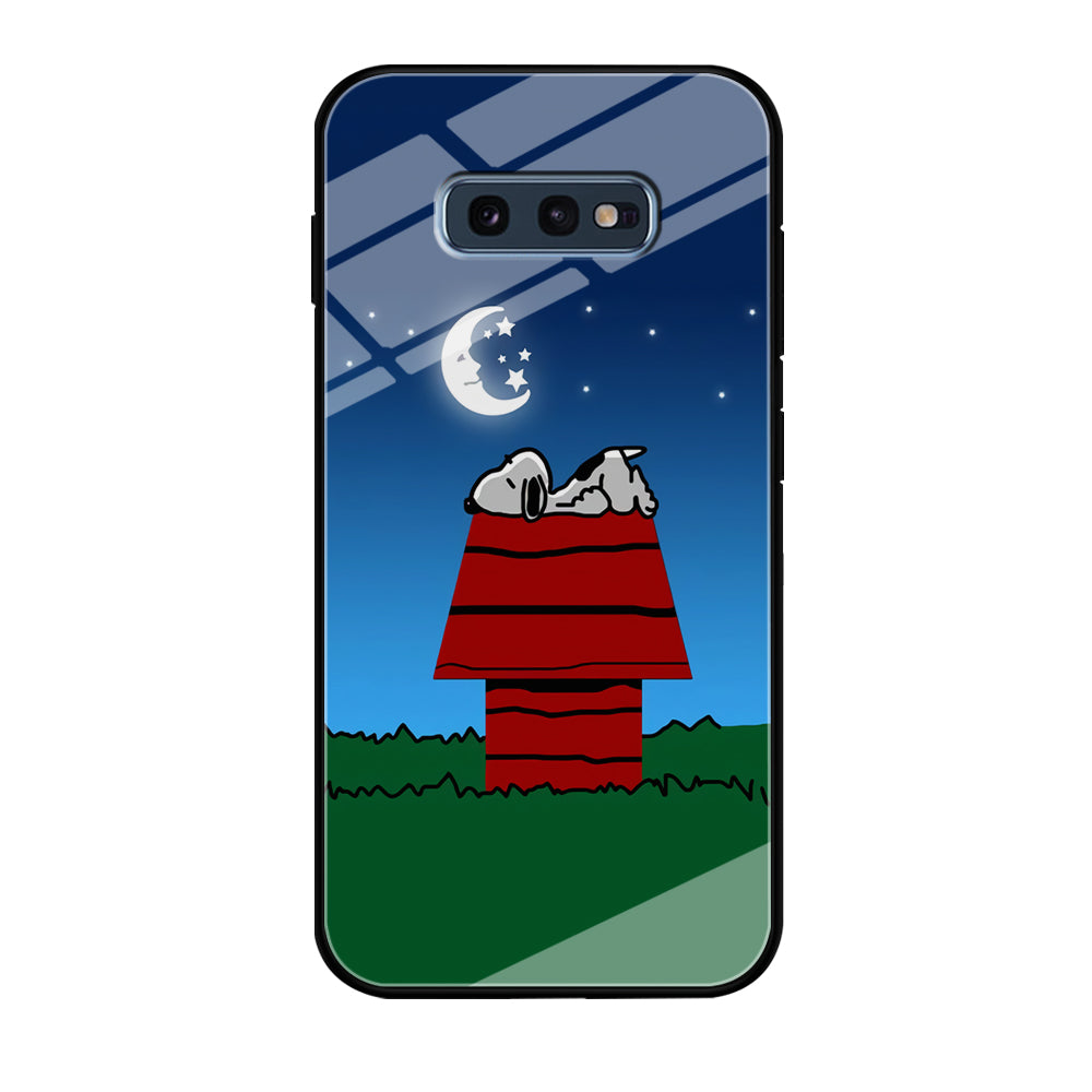 Snoopy Sleeps at Night Samsung Galaxy S10E Case