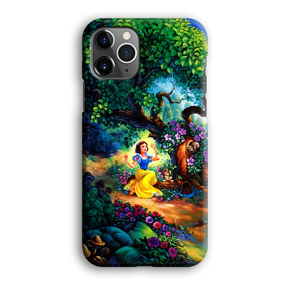 Snow White Painting iPhone 12 Pro Case