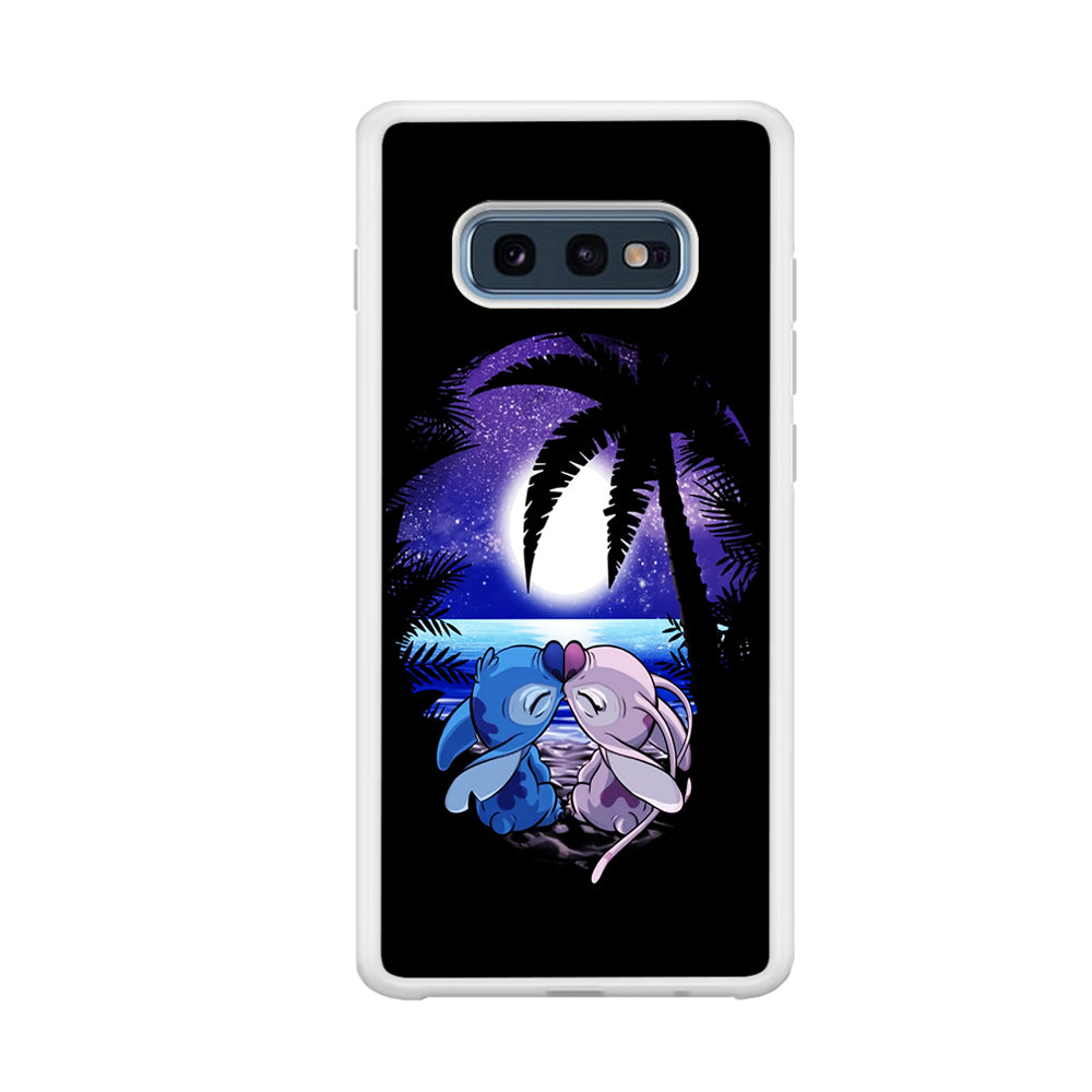 Stitch and Angel Kissing Samsung Galaxy S10E Case