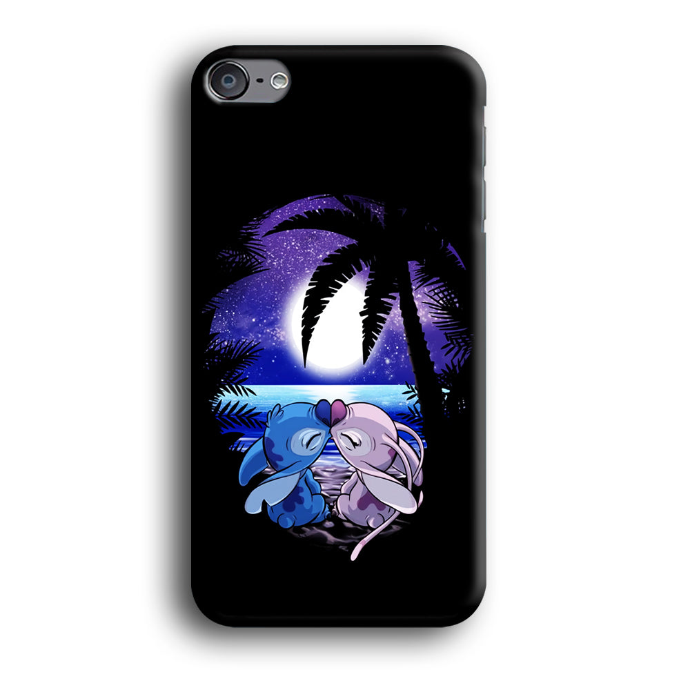 Stitch and Angel Kissing iPod Touch 6 Case