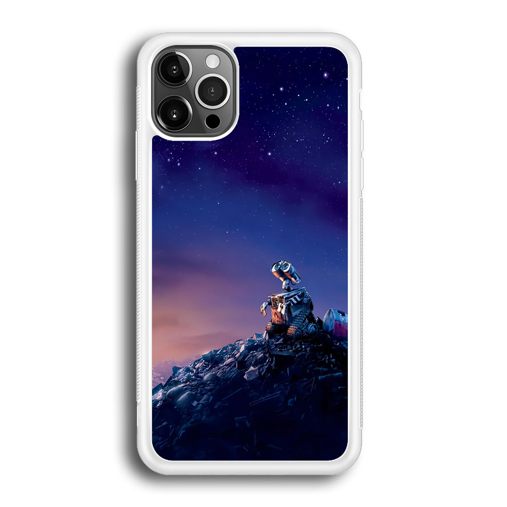 Wall-e Looks Up at The Sky iPhone 12 Pro Case